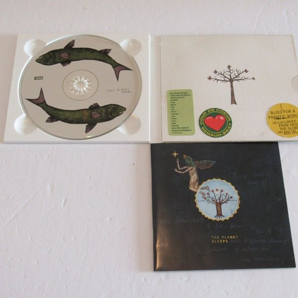 The Planet Sleeps CD 16 Blissful World Lullabies Various Artists Booklet VG+ - Picture 3 of 6